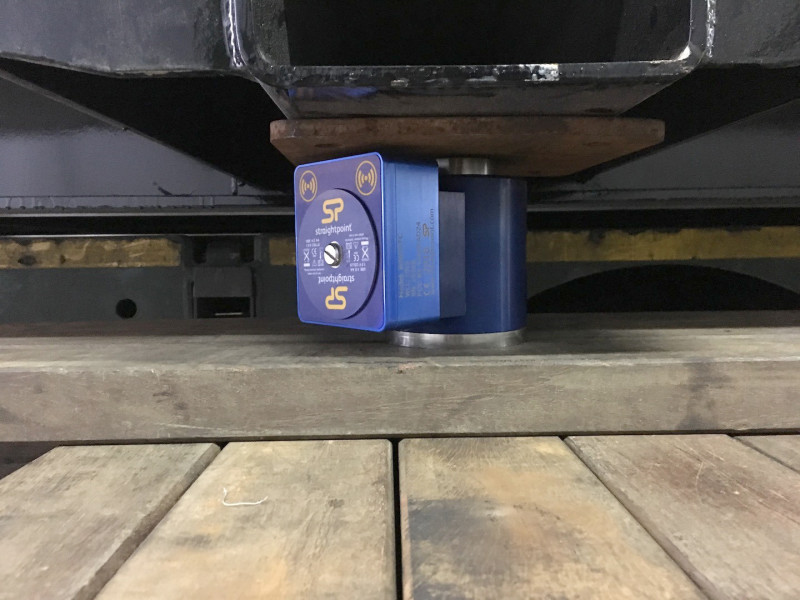 Straightpoint Compression Load Cells Weigh MRI Machine