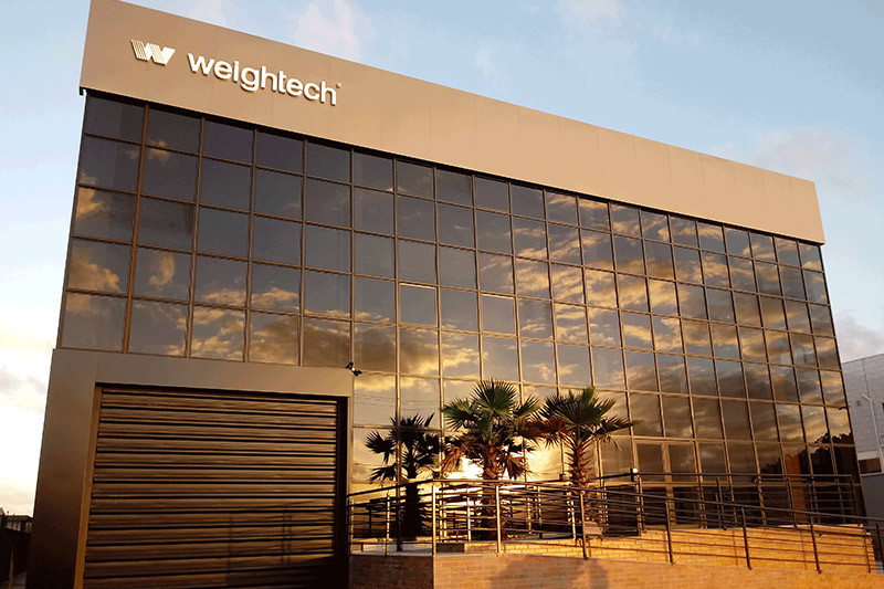 Dinamica Generale and Weightech signed the exclusive distribution agreement of Dinamica Generale solutions in Brazil