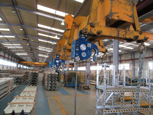 ArcelorMittal Uses Elebia Automatic Hooks for Safe Handling of Steel Profiles